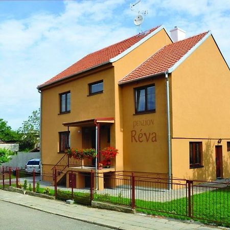 Penzion Réva Valtice Exteriér fotografie